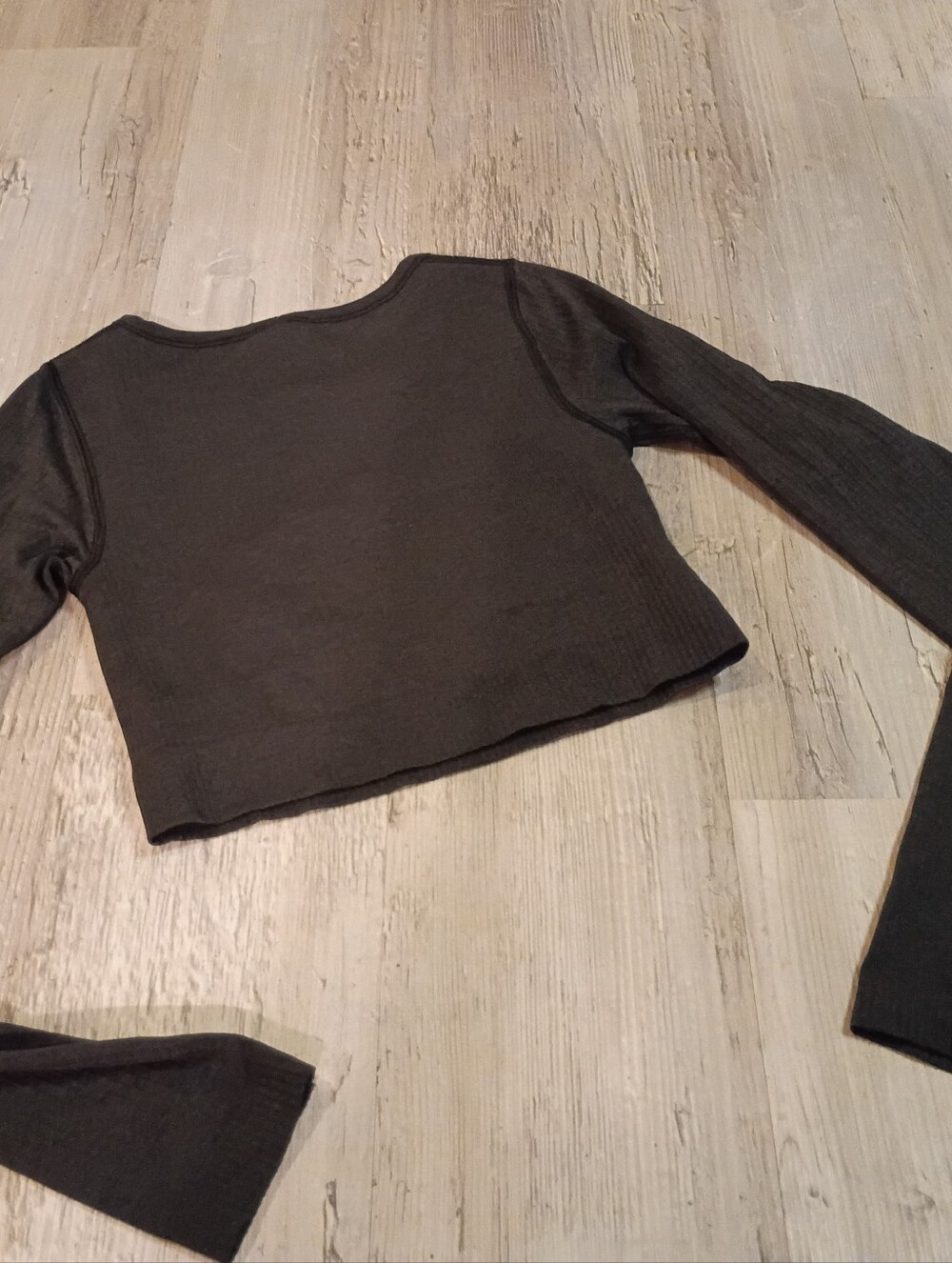 Lululemon - Picture 3 of 5